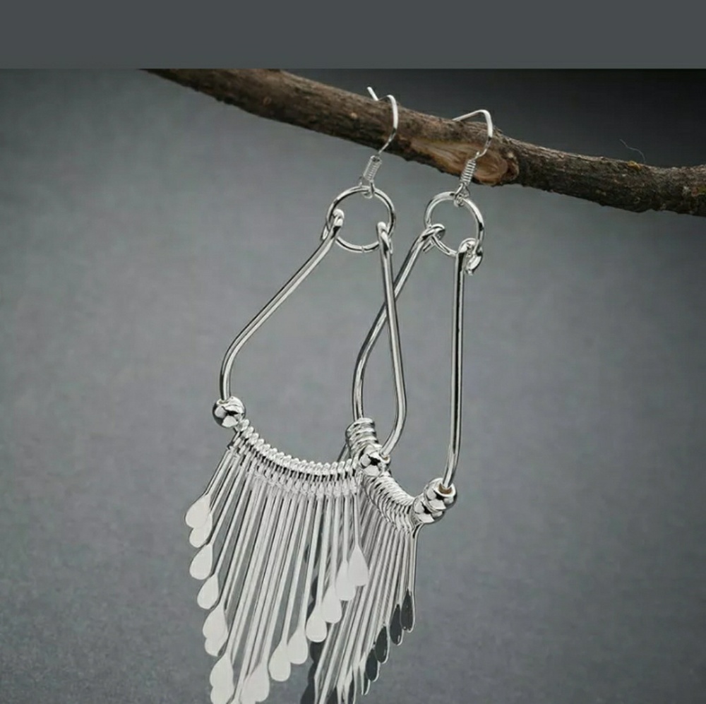 NEW! STERLING SILVER DANGLING EARRINGS
